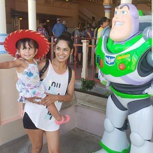 Meet your Posher, Adela